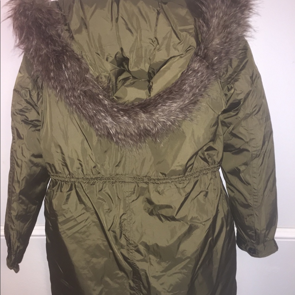 Long green banana republic nom feathered jacket. - Picture 5 of 6